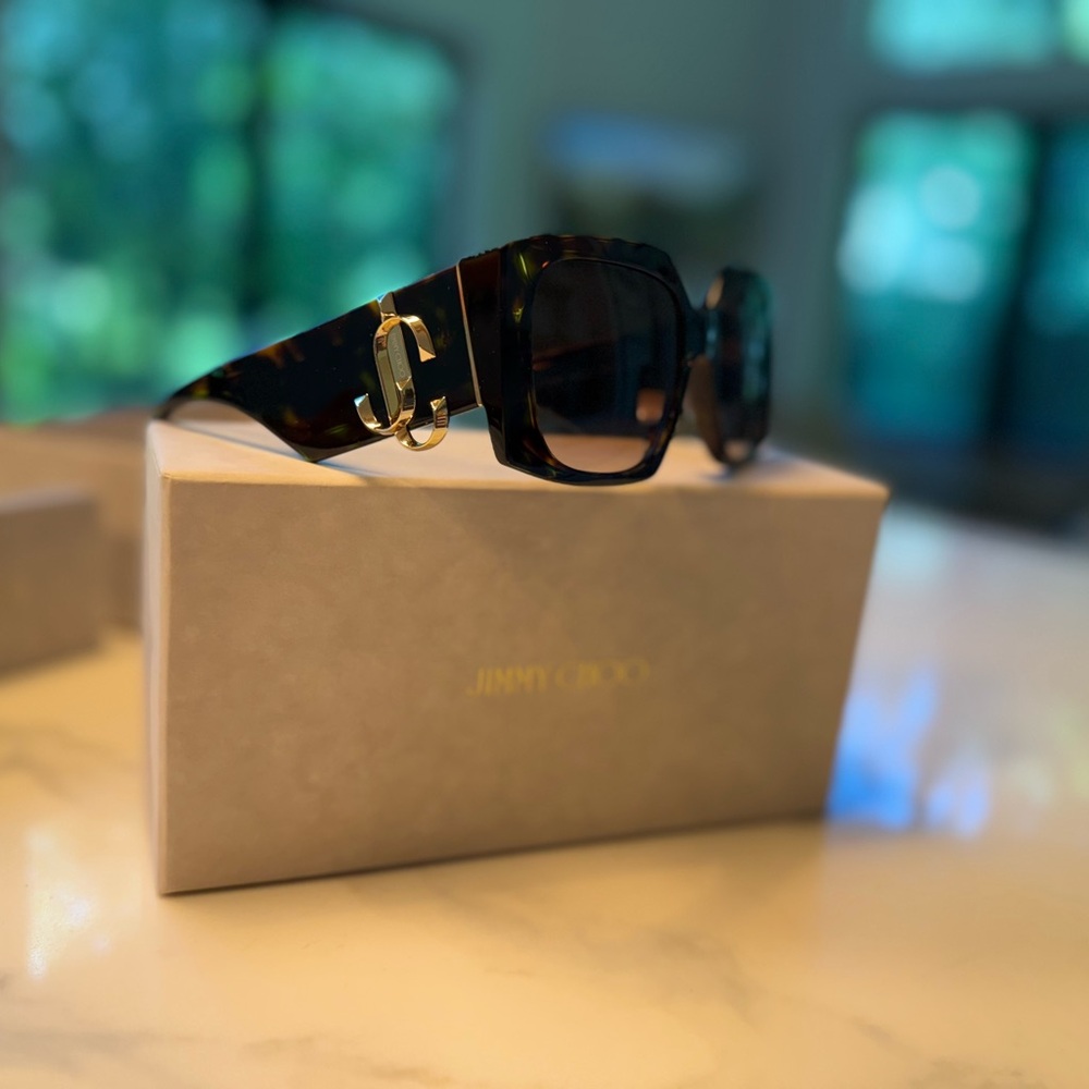 Jimmy Choo Brown Aviator Sunglasses Timeless Design